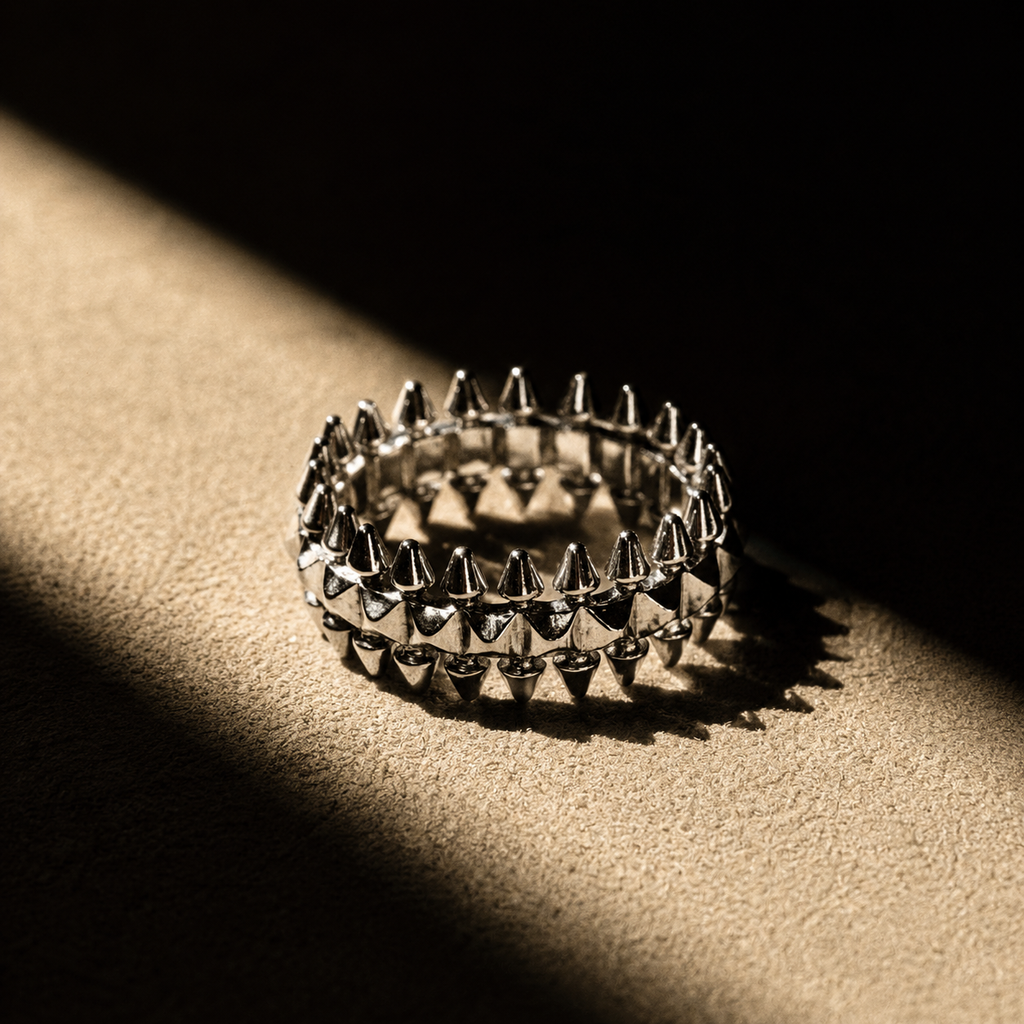 Anillo Clash Mediano Plateado