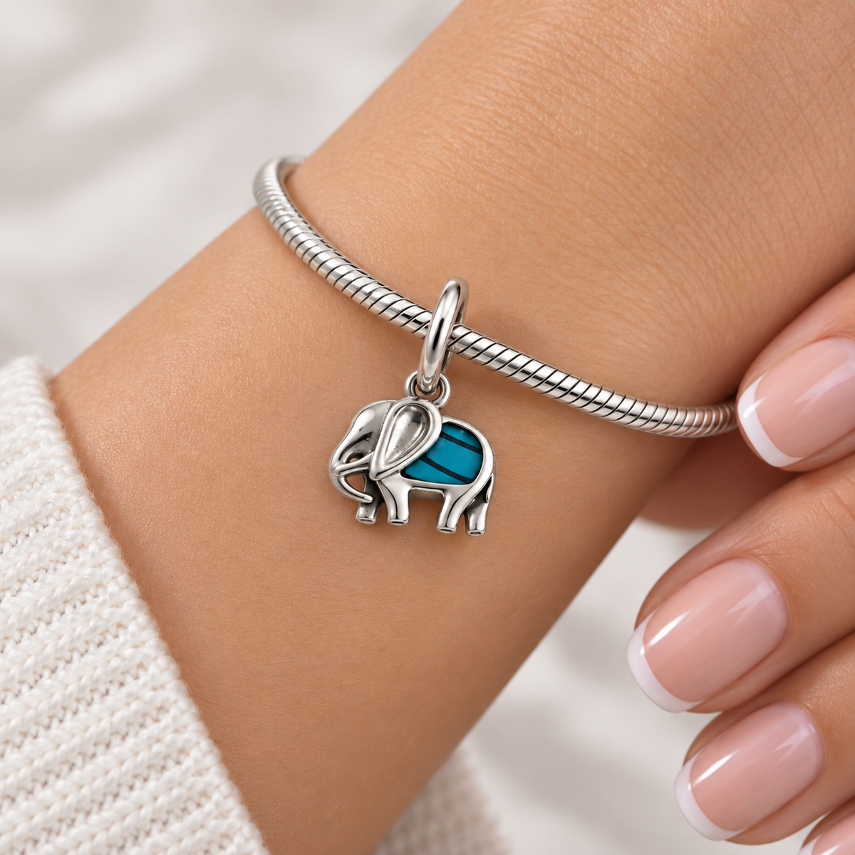 Charm Elefante Azul  Plata Ley .925