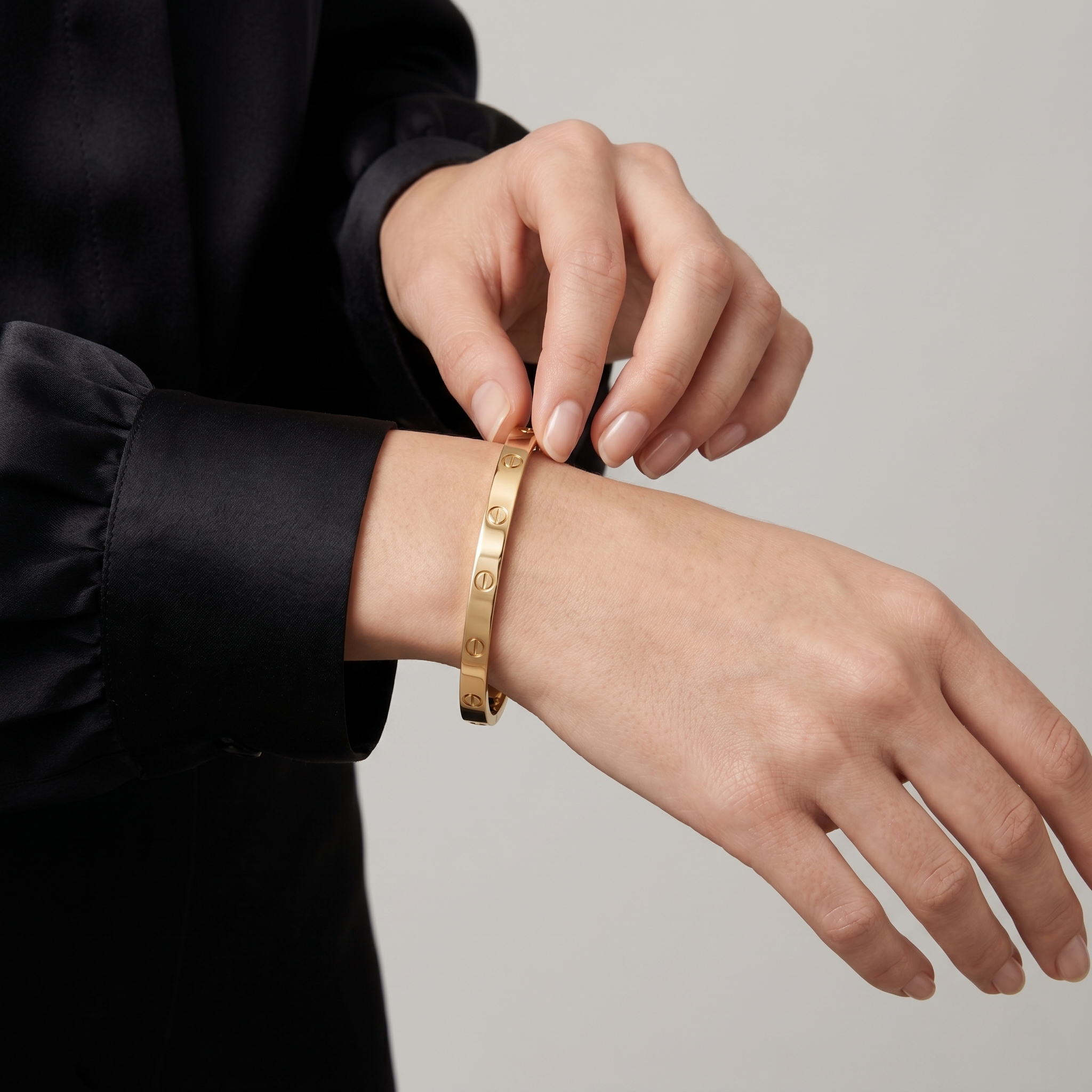 Pulsera Carti Love Dorado